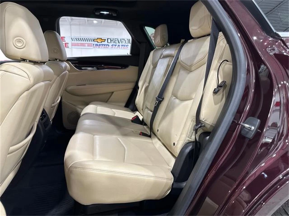 2018 Cadillac XT5 - Image 16 of 30