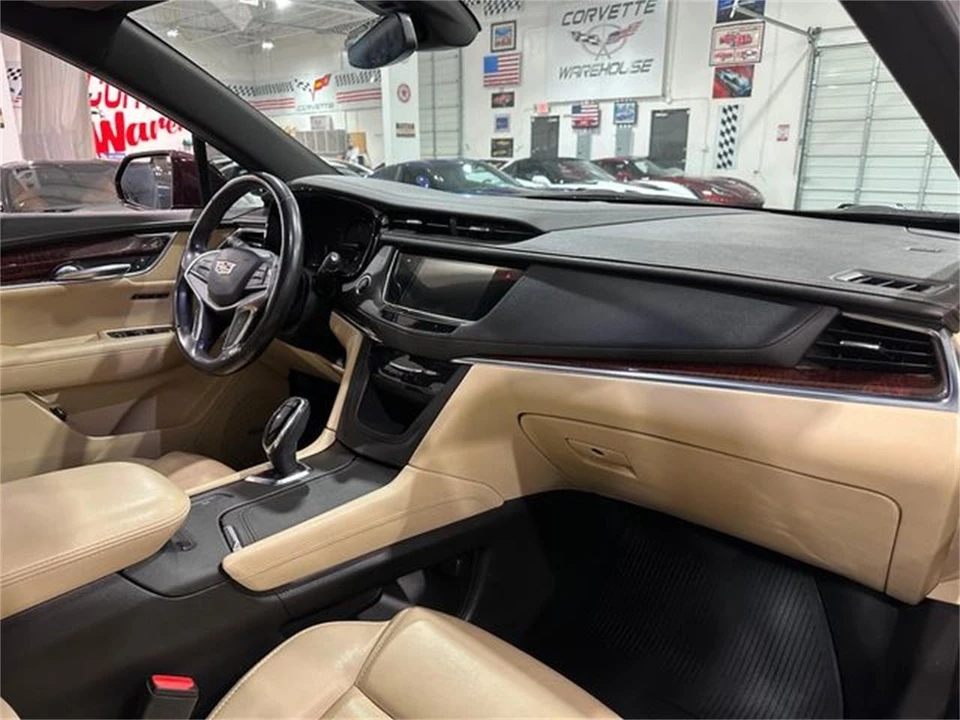 2018 Cadillac XT5 - Image 10 of 30