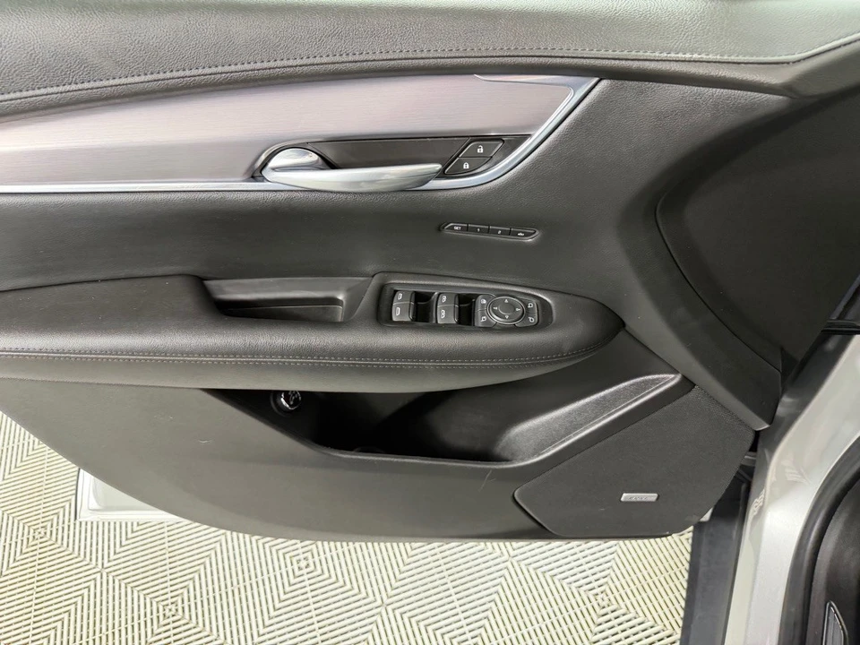 2018 Cadillac XT5 - Image 11 of 21