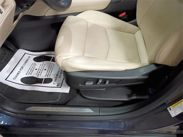 2018 Cadillac XT5 - Image 12 of 21