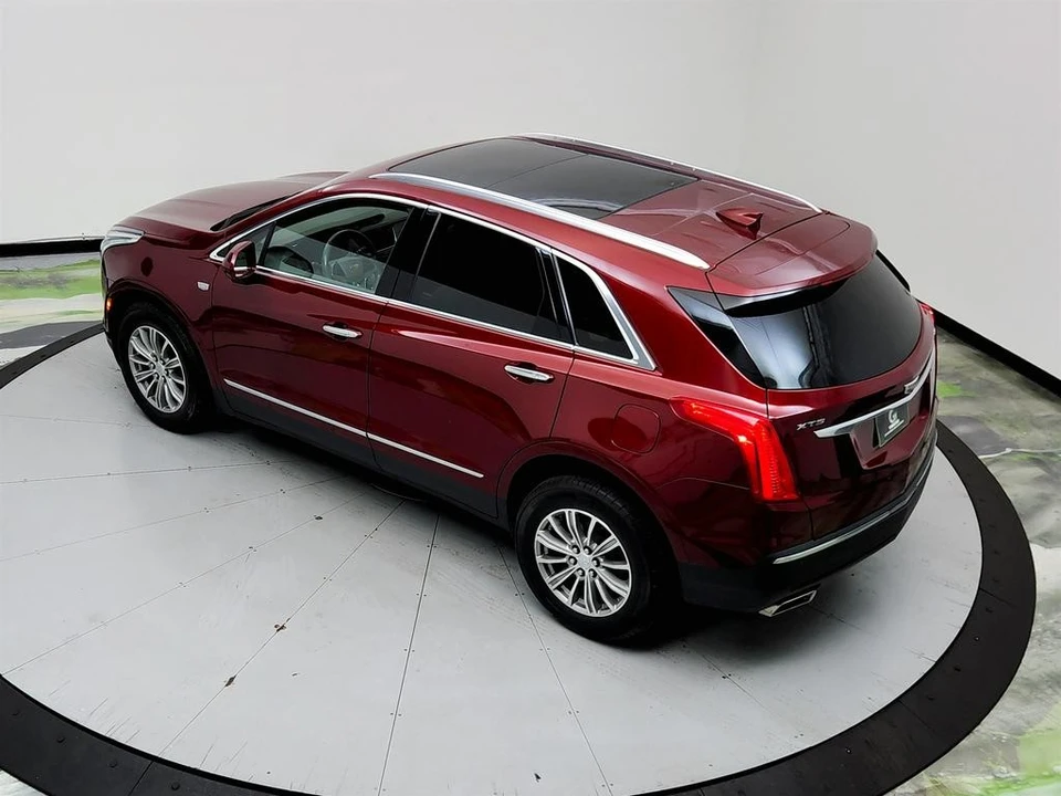 2018 Cadillac XT5 - Image 16 of 21