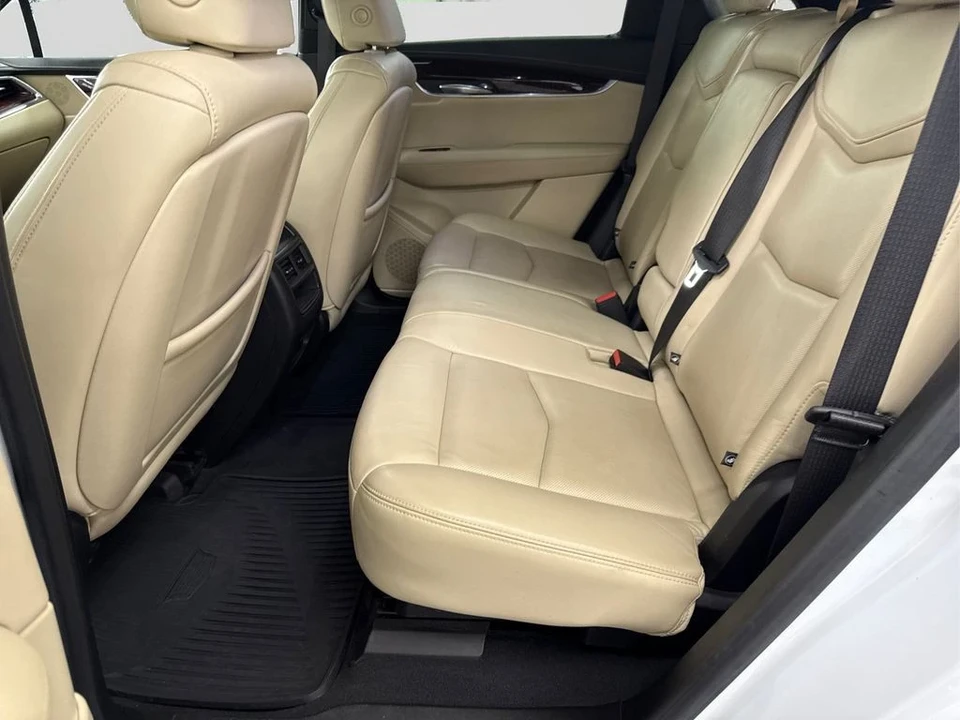 2018 Cadillac XT5 - Image 10 of 12
