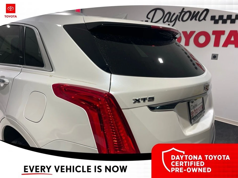 2018 Cadillac XT5 - Image 9 of 12