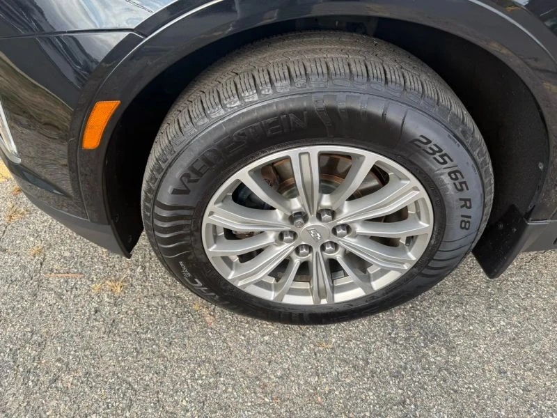 2018 Cadillac XT5 - Image 9 of 12