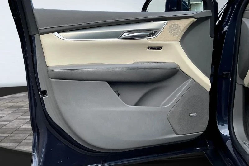 2018 Cadillac XT5 - Image 9 of 12