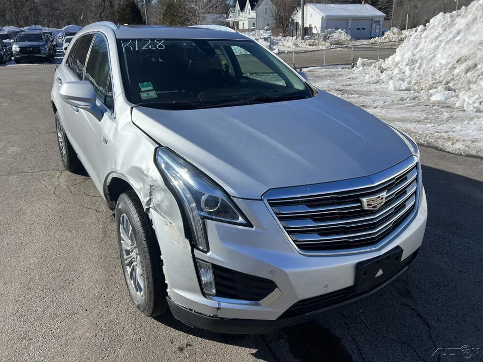 2018 Cadillac XT5 - Image 9 of 12