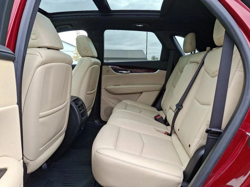 2018 Cadillac XT5 - Image 10 of 12