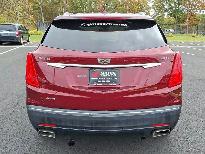 2018 Cadillac XT5 - Image 5 of 12
