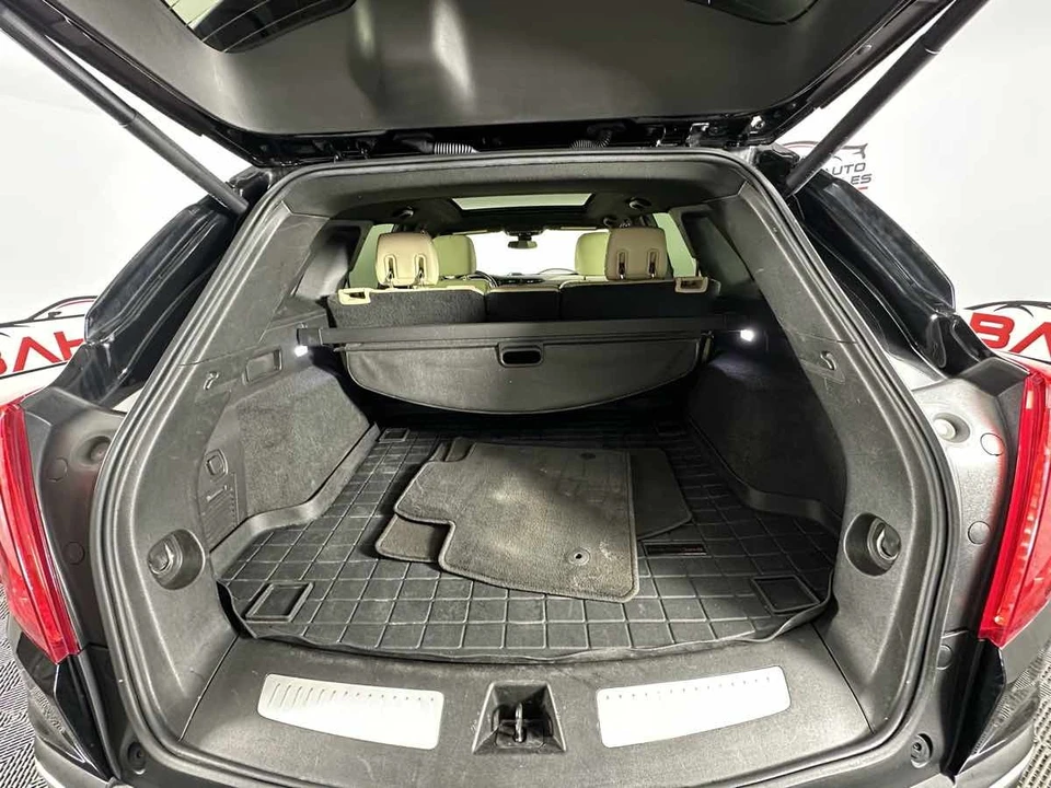 2018 Cadillac XT5 - Image 19 of 21