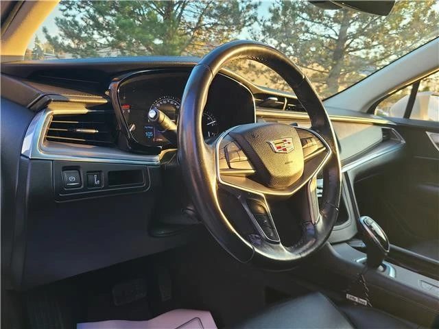 2018 Cadillac XT5 - Image 9 of 12