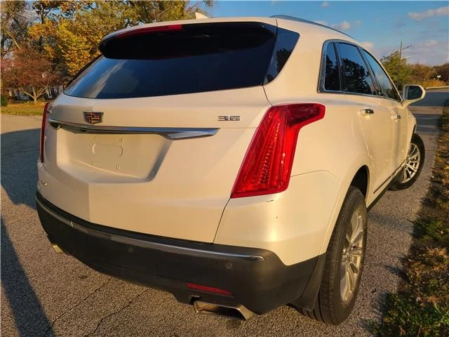 2018 Cadillac XT5 - Image 5 of 12