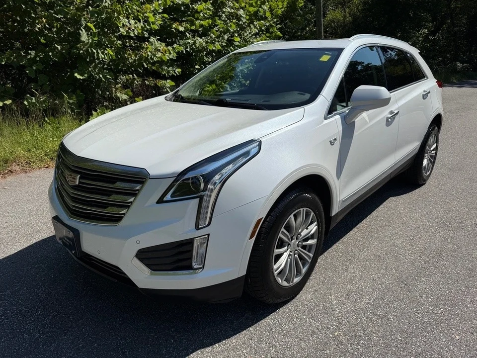 2018 Cadillac XT5 - Image 2 of 12