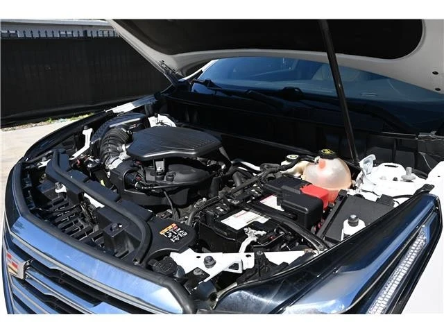 2018 Cadillac XT5 - Image 19 of 21