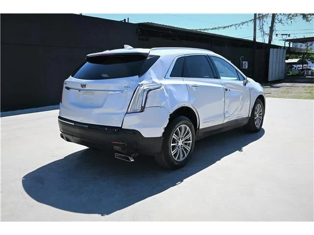 2018 Cadillac XT5 - Image 3 of 21