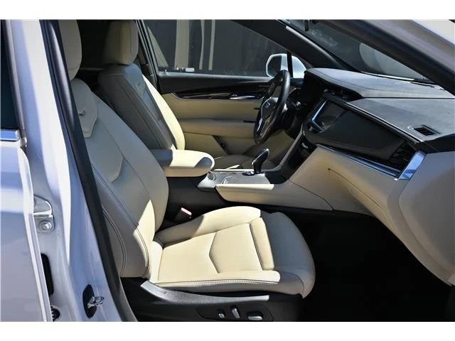 2018 Cadillac XT5 - Image 15 of 21