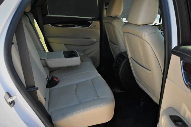 2018 Cadillac XT5 - Image 18 of 21