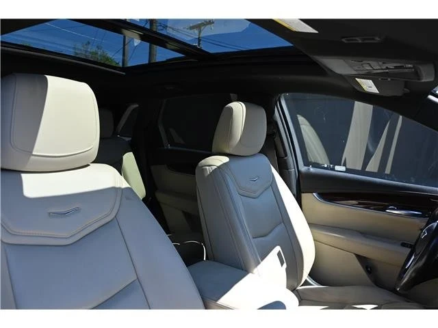 2018 Cadillac XT5 - Image 12 of 21