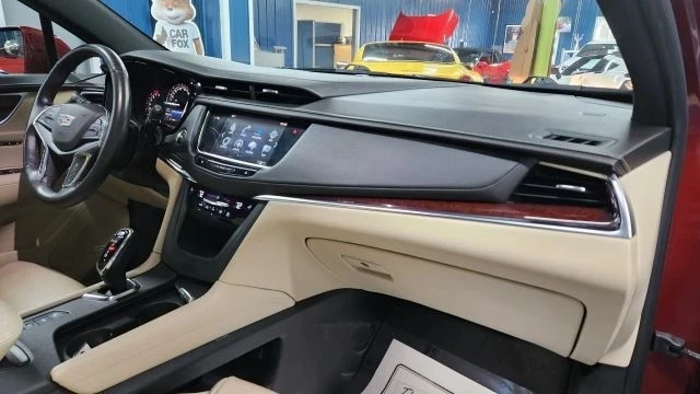 2018 Cadillac XT5 - Image 13 of 21