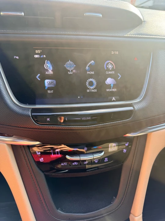 2018 Cadillac XT5 - Image 15 of 18