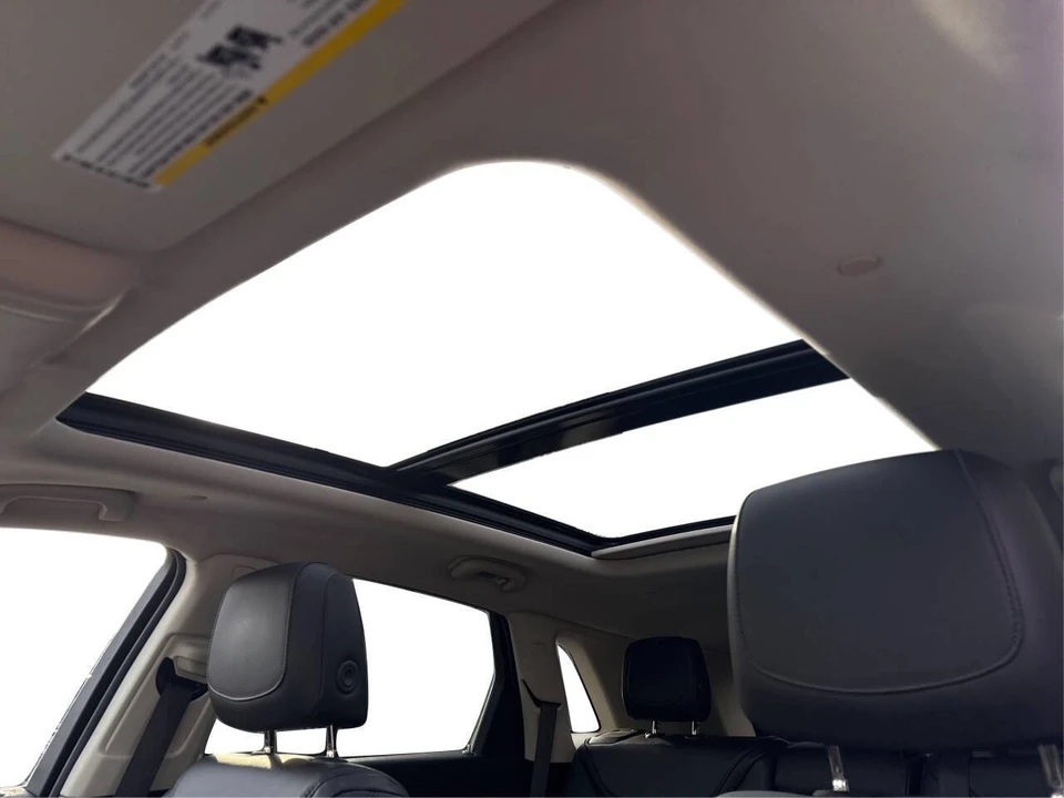 2018 Cadillac XT5 - Image 18 of 21
