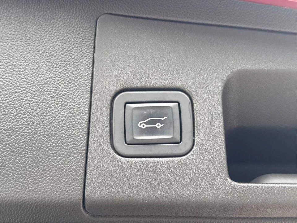 2018 Cadillac XT5 - Image 14 of 21