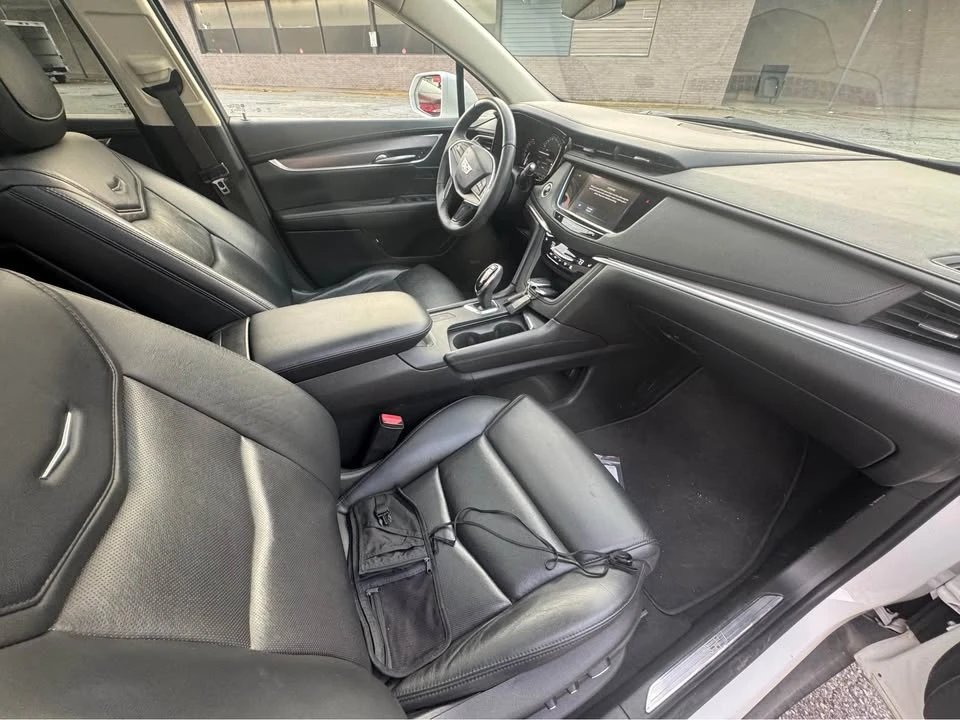 2018 Cadillac XT5 - Image 17 of 19