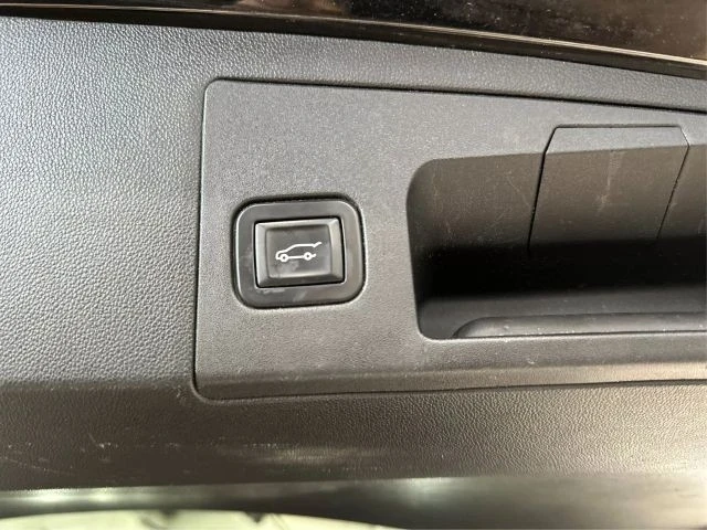 2018 Cadillac XT5 - Image 14 of 21