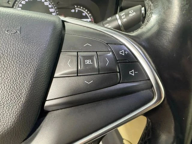 2018 Cadillac XT5 - Image 16 of 21