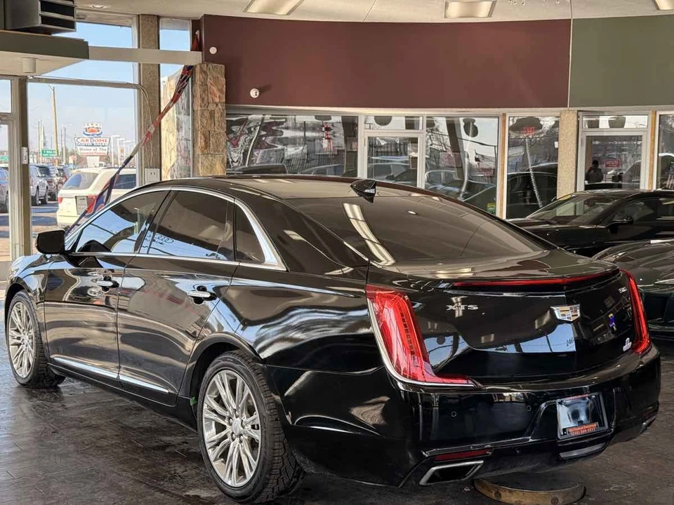 2018 Cadillac XTS - Image 10 of 12
