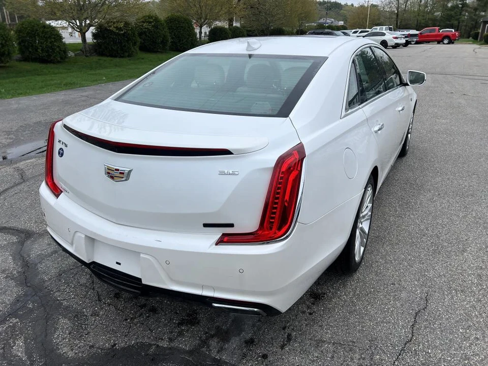 2018 Cadillac XTS - Image 8 of 12
