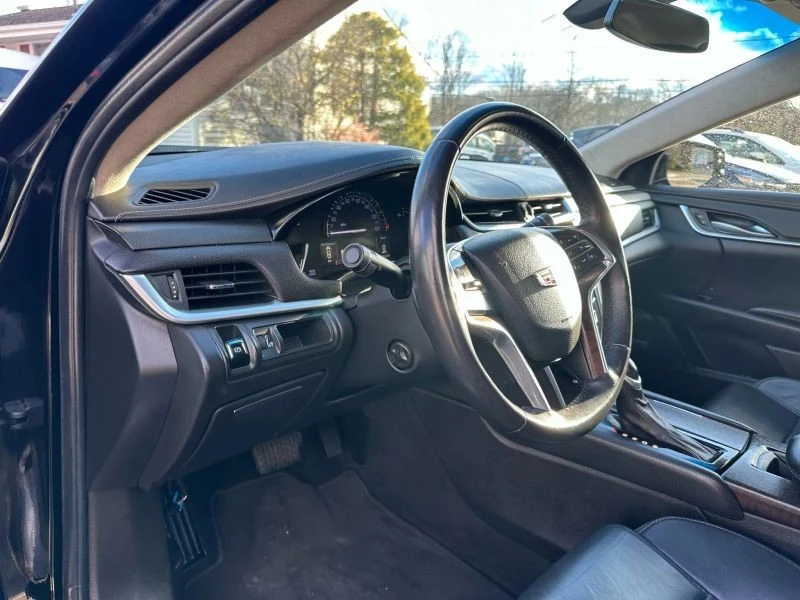2018 Cadillac XTS - Image 10 of 12
