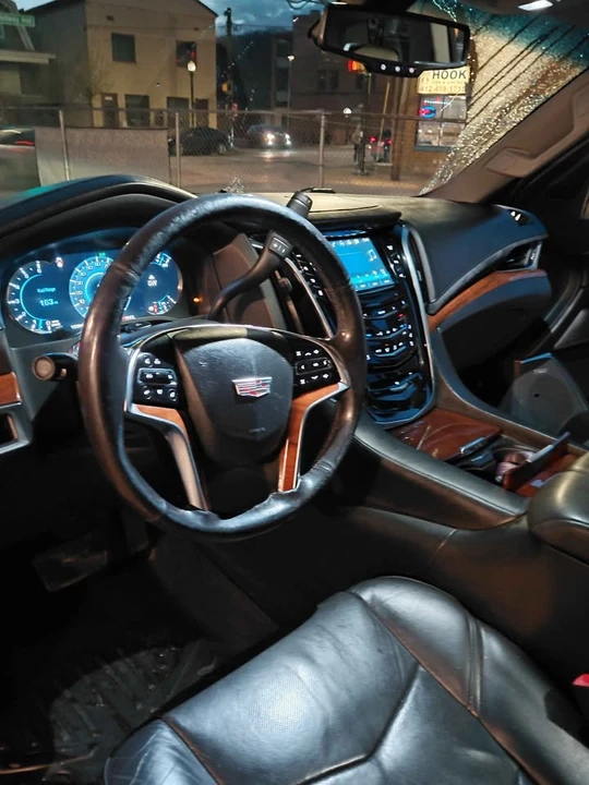 2018 Cadillac Escalade 4th Gen - Image 8 of 13