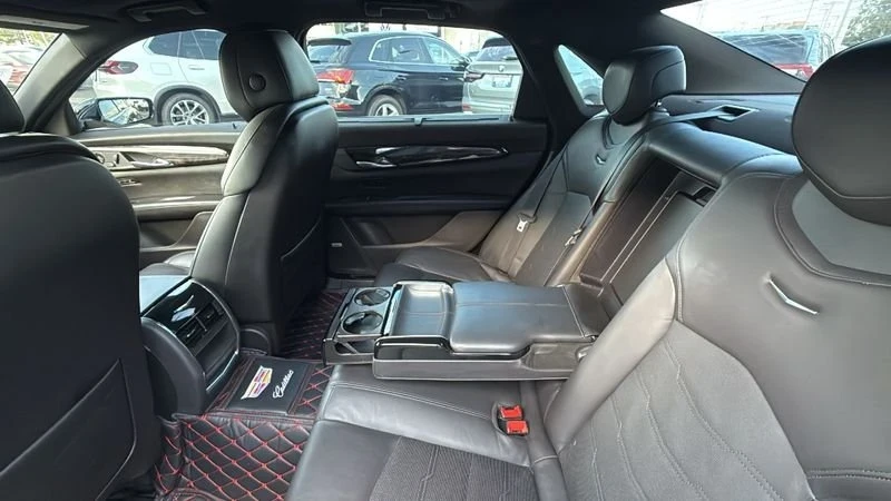 2018 Cadillac CT6 - Image 11 of 18