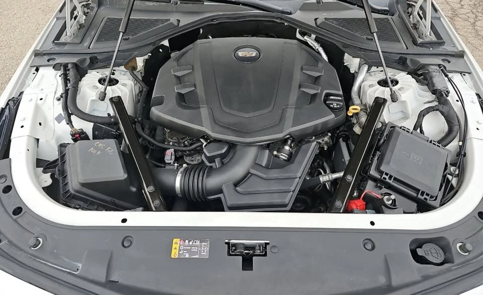 2018 Cadillac CT6 - Image 16 of 18