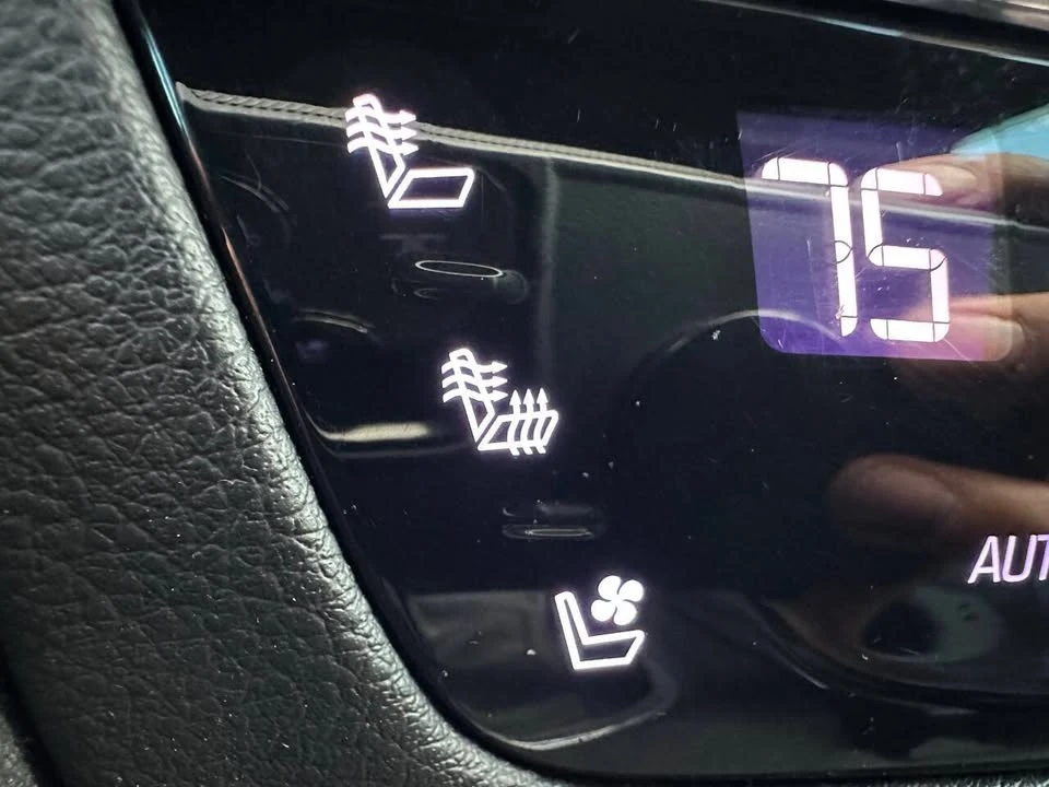 2018 Cadillac CT6 - Image 19 of 20