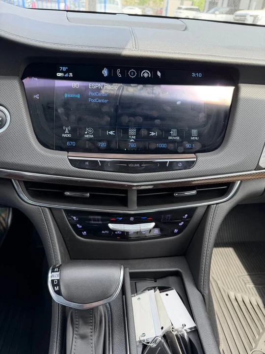 2018 Cadillac CT6 - Image 13 of 16