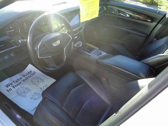2018 Cadillac CT6 - Image 8 of 16