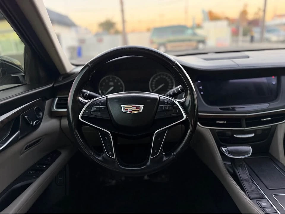 2018 Cadillac CT6 - Image 10 of 20
