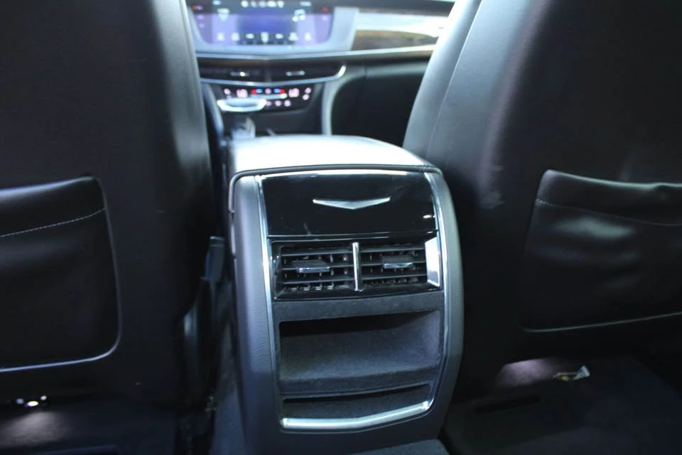 2018 Cadillac CT6 - Image 9 of 10