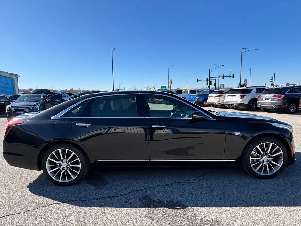 2018 Cadillac CT6 - Image 10 of 16