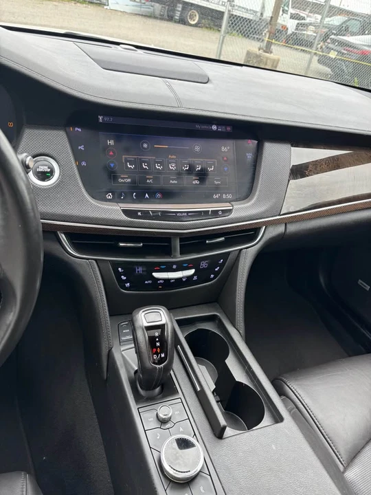 2018 Cadillac CT6 - Image 10 of 11