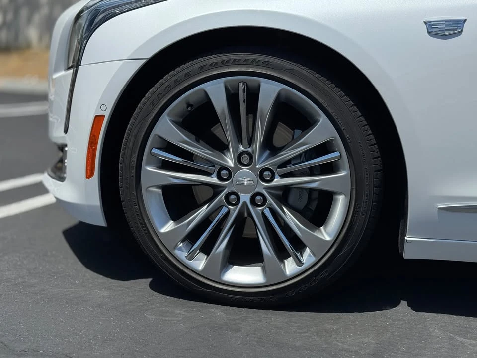 2018 Cadillac CT6 - Image 9 of 20