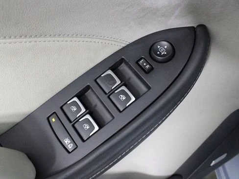 2018 Cadillac CTS 3rd Gen - Image 11 of 17