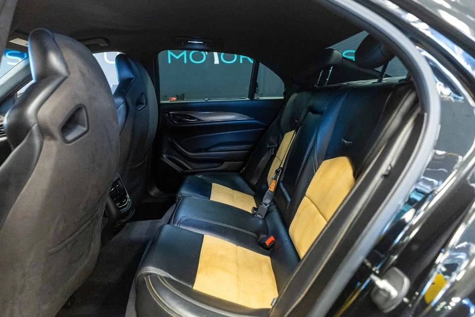 2018 Cadillac CTS-V 3rd Gen - Image 15 of 18