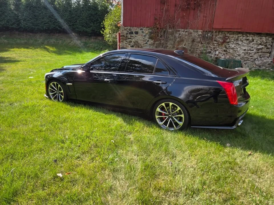 2018 Cadillac CTS-V 3rd Gen - Image 15 of 19