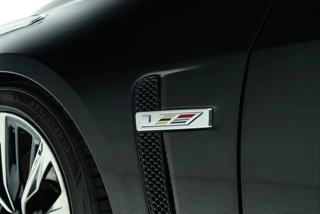 2018 Cadillac CTS-V 3rd Gen - Image 17 of 20