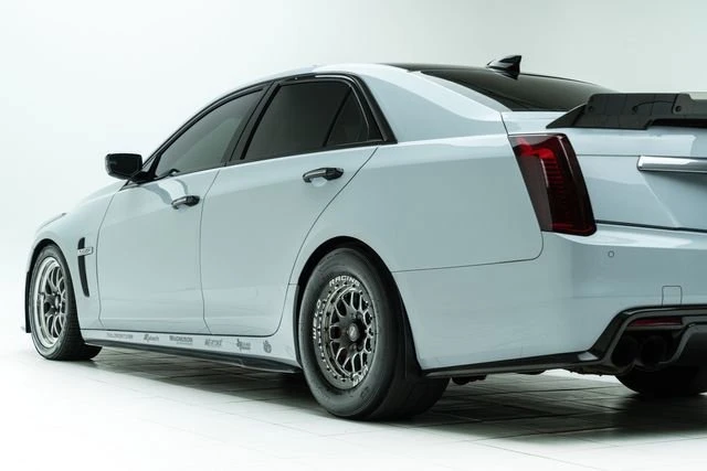 2018 Cadillac CTS-V 3rd Gen - Image 17 of 19