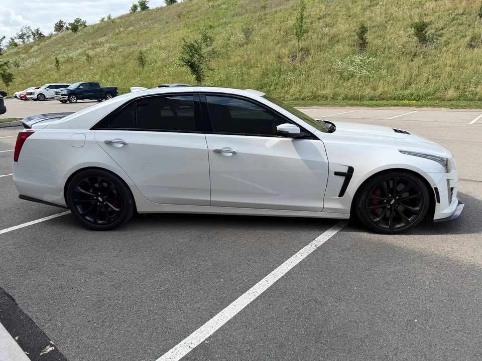 2018 Cadillac CTS-V 3rd Gen - Image 4 of 18
