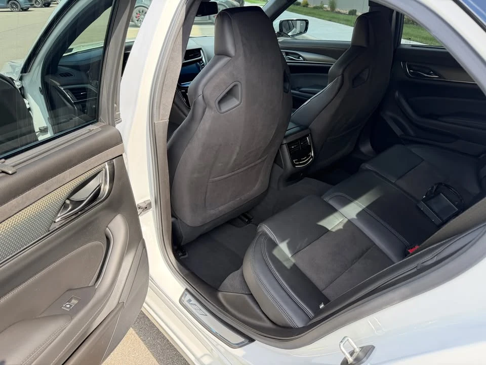 2018 Cadillac CTS-V 3rd Gen - Image 12 of 18
