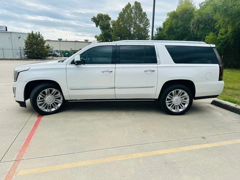2018 Cadillac Escalade 4th Gen - Image 6 of 9